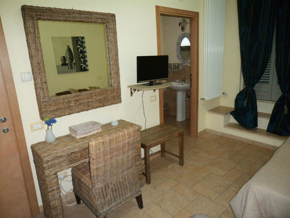 פוג'יבונסי Sogno D'Oro B&B מראה חיצוני תמונה