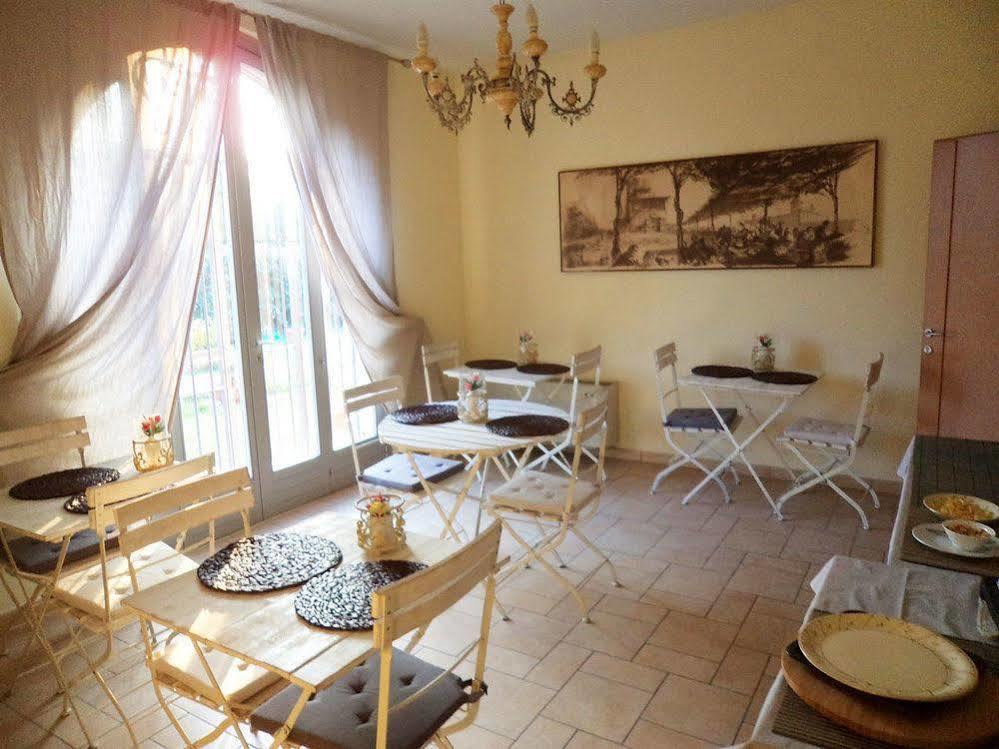 פוג'יבונסי Sogno D'Oro B&B מראה חיצוני תמונה