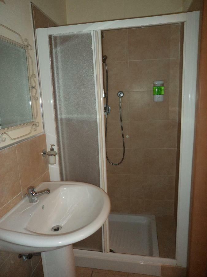 פוג'יבונסי Sogno D'Oro B&B מראה חיצוני תמונה